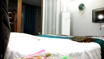 顶级尤物爆乳女技师，颜值身材在线，难得一遇