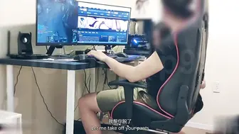 Loliiiiipop99 - 欲火中烧骚女友想要鸡巴用尽一切办法打扰我玩英雄联盟- 字幕  loliiiiipop99 下面有根棒棒糖 OnlyFans