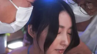 ADN-477 [中文字幕] 藤井いよな - 下班回家中的人妻會迷上的媚藥失禁按摩沙龍